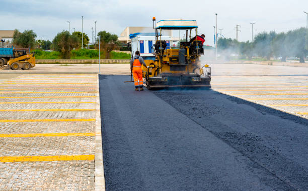 Best Custom Driveway Pavers  in Fincastle, TN